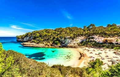 Пляжи Испании стали выше в рейтинге 2019 года по версии TripAdvisor