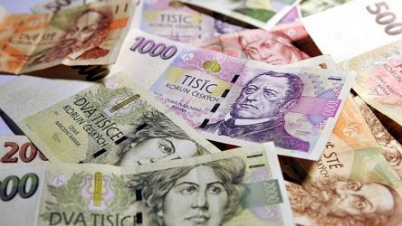В Чехии оповестят туристов о правилах обмена валюты,  чтобы защитить от мошенников