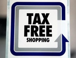 Туристам в Испании будут возвращать Tax Free на банковскую карту сразу после шопинга. Туристам в Испании будут возвращать Tax Free на банковскую карту сразу после шопинга.